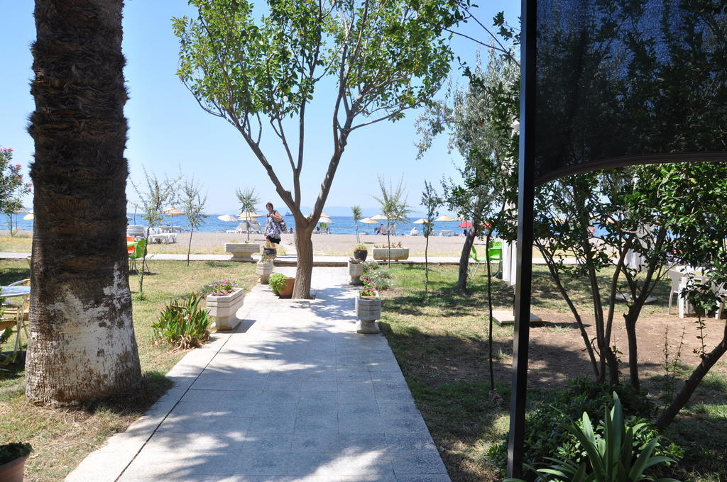 Dikelya Hotel Dikili Exterior photo